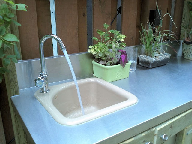 outdoor sink